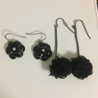 ピアス　花　ボンボン(ピアス)