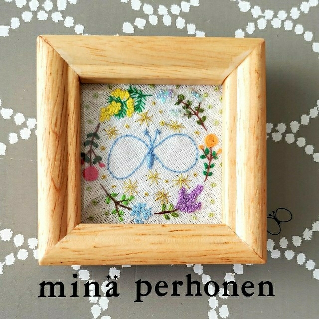 ミナペルホネンお花の刺繍☆ミニフレーム☆ハンドメイド 1