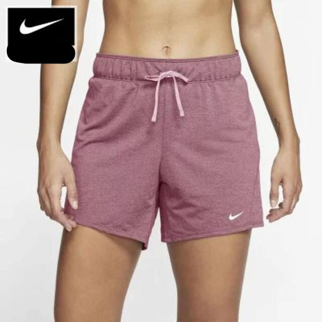 NIKE(ナイキ)の５０％オフ　送料込　ナイキDri-FIT ウィメンズ トレーニングショートパンツ レディースのパンツ(ハーフパンツ)の商品写真