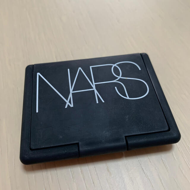 NARS(ナーズ)のNARS ブラッシュ チーク 4013N コスメ/美容のベースメイク/化粧品(チーク)の商品写真