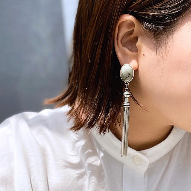 KBF(ケービーエフ)のnuance  silver tassel pierce/earring ハンドメイドのアクセサリー(イヤリング)の商品写真