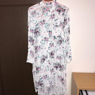 ザラ(ZARA)の超美品　zara basics 花柄　シャツワンピース　チュニック(ロングワンピース/マキシワンピース)