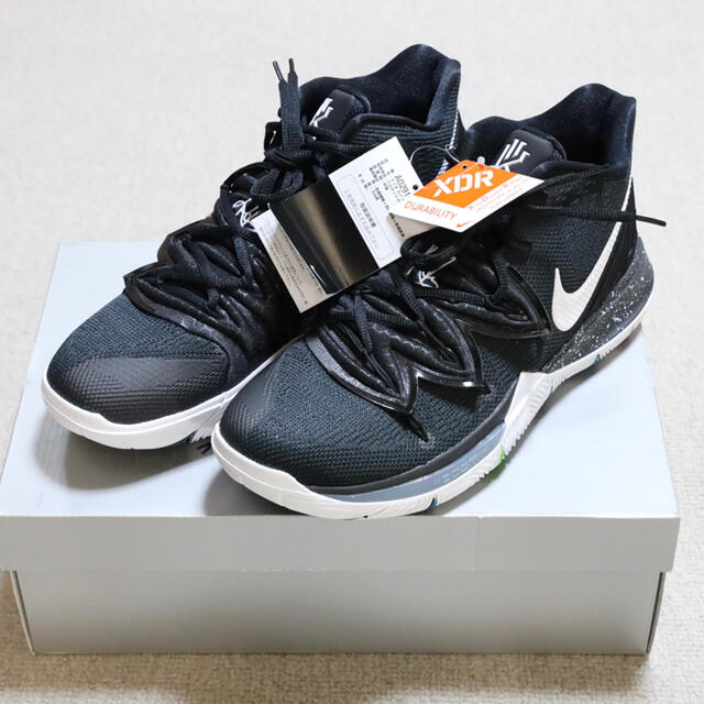 NIKE(ナイキ)のNIKE KYRIE 5 EP 'Black Magic' 28cm スポーツ/アウトドアのスポーツ/アウトドア その他(バスケットボール)の商品写真