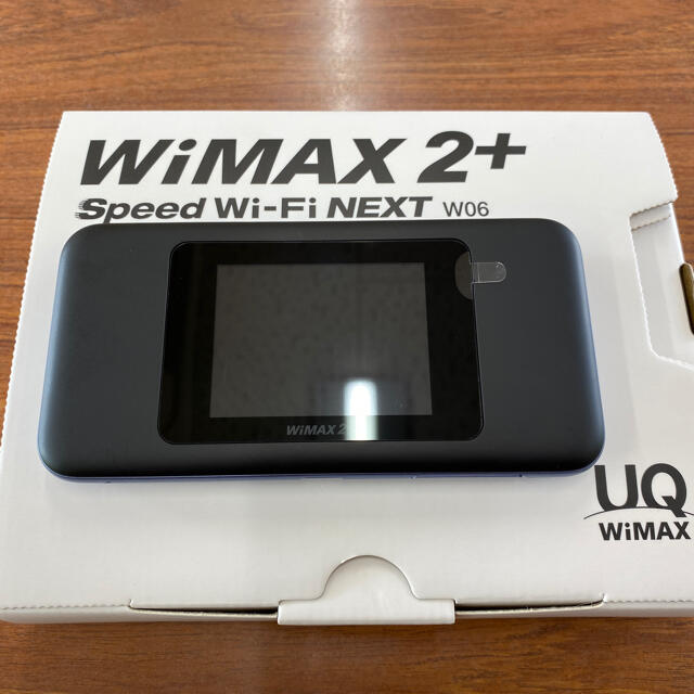 au(エーユー)のUQ WiWMAX Speed Wi-Fi NEXT W06 ブラック×ブルー スマホ/家電/カメラのスマートフォン/携帯電話(その他)の商品写真