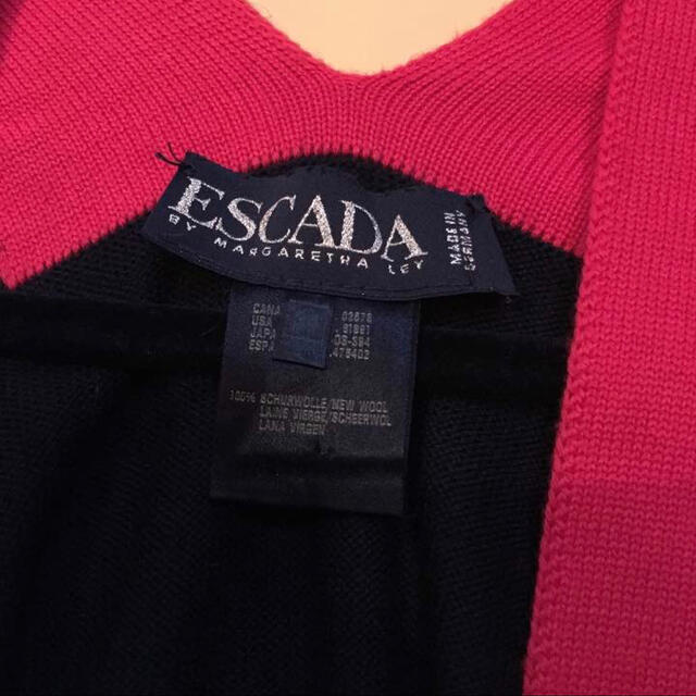 ESCADA(エスカーダ)のESCADA PONCHO  レディースのジャケット/アウター(ポンチョ)の商品写真