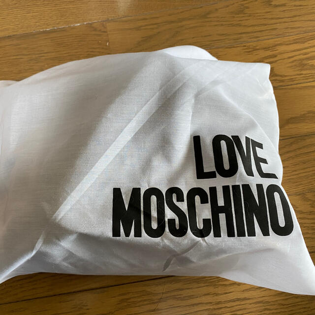 MOSCHINO(モスキーノ)のLove moschino バッグ レディースのバッグ(ハンドバッグ)の商品写真