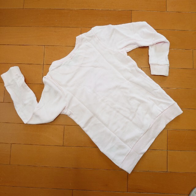 mikihouse(ミキハウス)の♥️miki house♥️可愛いピンク色薄手長袖トレーナー。120cm。 キッズ/ベビー/マタニティのキッズ服女の子用(90cm~)(Tシャツ/カットソー)の商品写真
