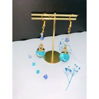 （値下げ）青の煌めき ガラスドームピアス(ピアス)