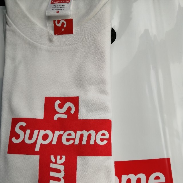 Supreme(シュプリーム)のSupreme cross boxlogo tee メンズのトップス(Tシャツ/カットソー(半袖/袖なし))の商品写真