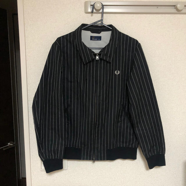 FRED PERRY(フレッドペリー)の【【最終値下】FRED PERRY フレッドペリー　ブルゾン　メンズ メンズのジャケット/アウター(ブルゾン)の商品写真