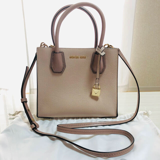 マイケルコース(Michael Kors)の【専用】MICHAEL KORS バック(ショルダーバッグ)