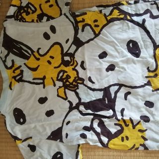 ピーナッツ(PEANUTS)の（歳末値下げ）SNOOPYデザインTシャツ【ユニバーサルスタジオジャパン限定】(キャラクターグッズ)