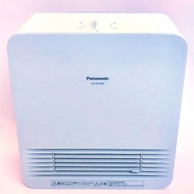 Panasonic(パナソニック)のPanasonic セラミックファンヒーター　DS-FN1200-W ② スマホ/家電/カメラの冷暖房/空調(ファンヒーター)の商品写真