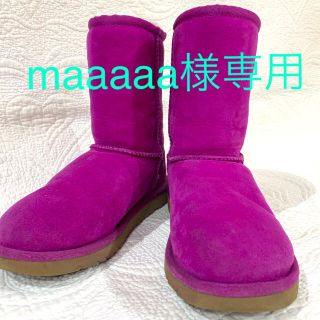 アグ(UGG)の【美品】UGG クラッシック　USA2（日本20）ガールズ(ブーツ)