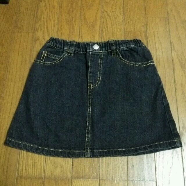 EASTBOY(イーストボーイ)のキッズ＊デニムスカート  120ｻｲｽﾞ キッズ/ベビー/マタニティのキッズ服女の子用(90cm~)(スカート)の商品写真