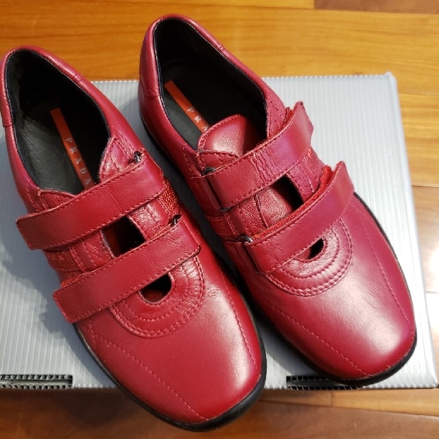 PRADA(プラダ)のPRADAスポーツ　子供靴 キッズ/ベビー/マタニティのキッズ靴/シューズ(15cm~)(スニーカー)の商品写真