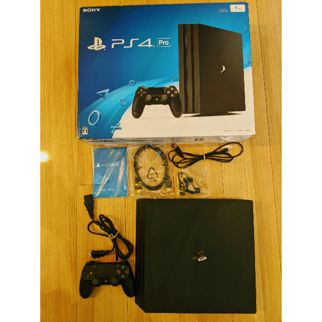 プレステ4 PS4 Pro 1TB 本体 CUH-7000BB01本体