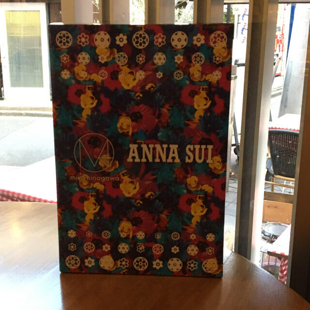 ANNA SUI × M／mika ninagawa BE@RBRICK