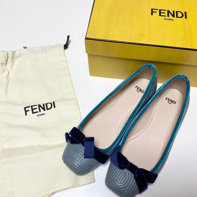 FENDI(フェンディ)のご専用　FENDI リボン付きバレエシューズ　新品同様　36 レディースの靴/シューズ(バレエシューズ)の商品写真