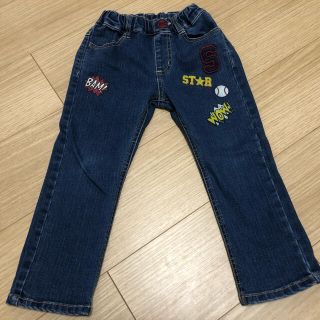 ベベ(BeBe)のBeBe SLAP SLIP ワッペン付きデニムパンツ 100サイズ(パンツ/スパッツ)