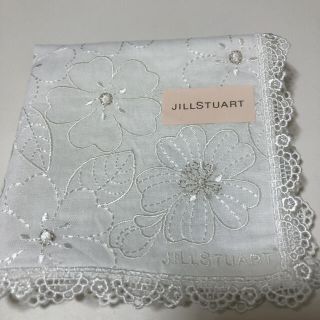 ジルスチュアート(JILLSTUART)のジルスチュアート　ガーゼ　ハンカチ　白　花柄　刺繍　レース(ハンカチ)