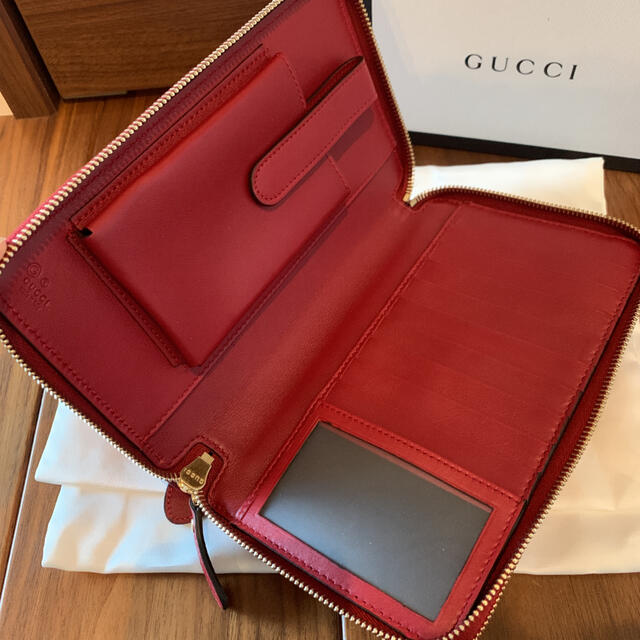 Gucci(グッチ)のtamisaicha様 専用❣️GUCCI マイクロシマ レザーラウンド 長財布 メンズのファッション小物(長財布)の商品写真