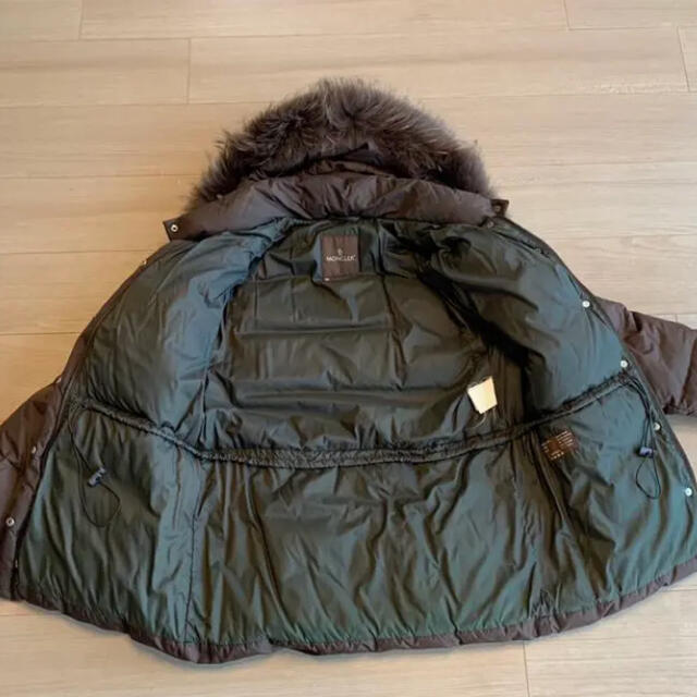 国内正規品　モンクレール ファー moncler ヴァレンティーヌ　ダウンコート