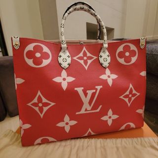 ルイヴィトン(LOUIS VUITTON)のLouis Vuitton モノグラムトートバッグ  オンザゴー ジャイアント(トートバッグ)