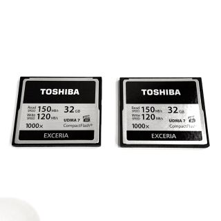 トウシバ(東芝)のTOSHIBA EXCERIA CFメモリーカード 32GB×2(その他)