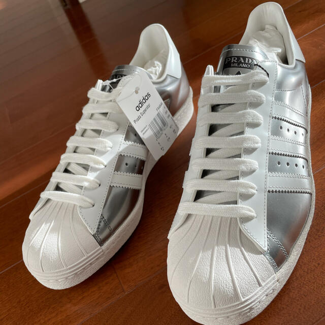 adidas(アディダス)のadidas（アディダス）PRADA スーパースター（シルバー 27.5cm） メンズの靴/シューズ(スニーカー)の商品写真