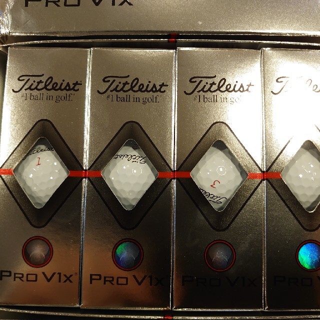 人気のゴルフボール タイトリスト PRO　Ｖ1Ｘ　2ダース