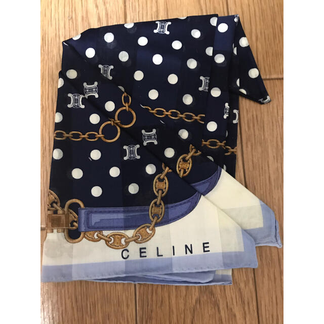 celine(セリーヌ)の新品CELINE ハンカチ　タオルハンカチ　スカーフ レディースのファッション小物(ハンカチ)の商品写真
