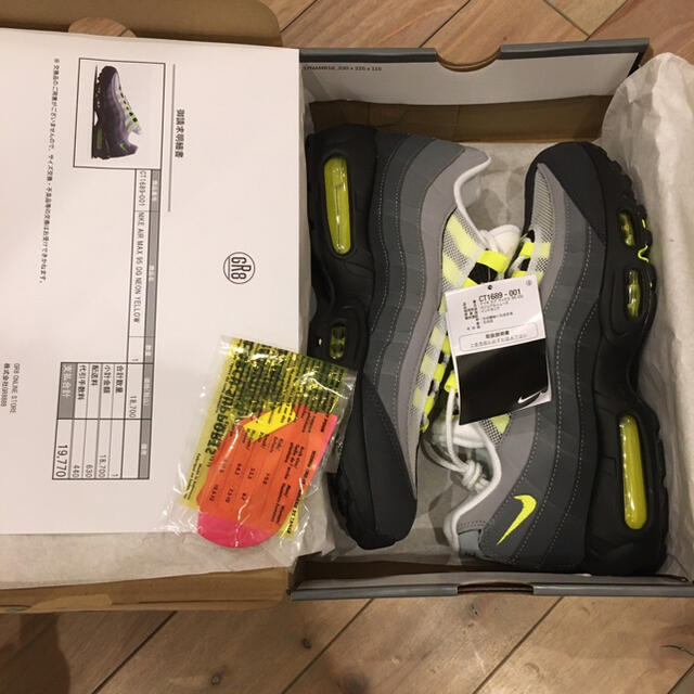 NIKE(ナイキ)の【新品】 27㎝ NIKE AIR MAX 95 OG NEON YELLOW メンズの靴/シューズ(スニーカー)の商品写真