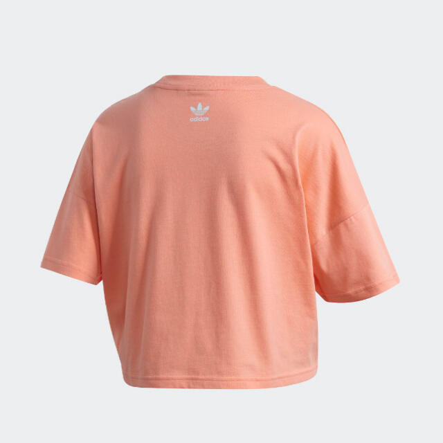 adidas(アディダス)のadidas ラージロゴ Tシャツ レディースのトップス(Tシャツ(半袖/袖なし))の商品写真