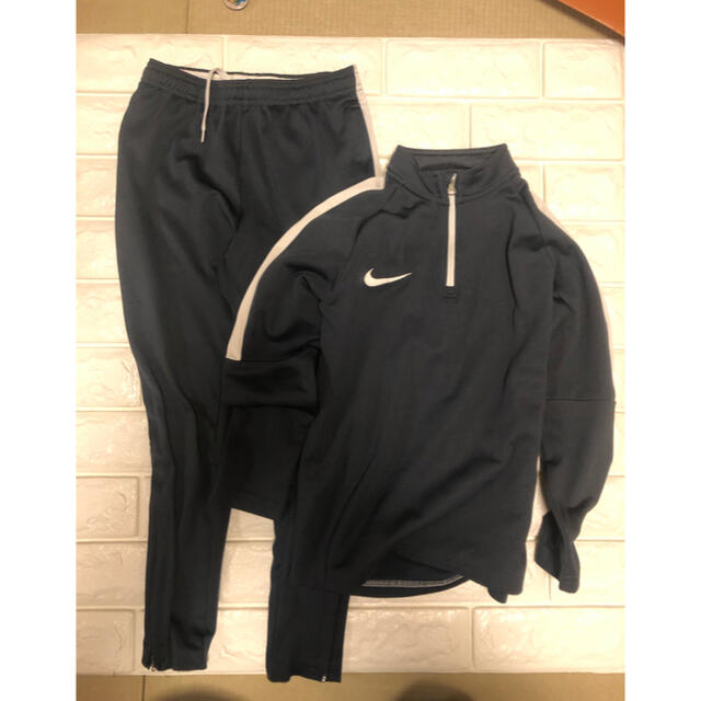 Nike ナイキ ジャージ Xs サッカー の通販 By さふぃん S Shop ナイキならラクマ Nike ナイキ ジャージ Xs サッカー の通販 By さふぃん S Shop ナイキならラクマ