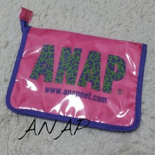 アナップ(ANAP)のANAP  マルチポーチ(ポーチ)