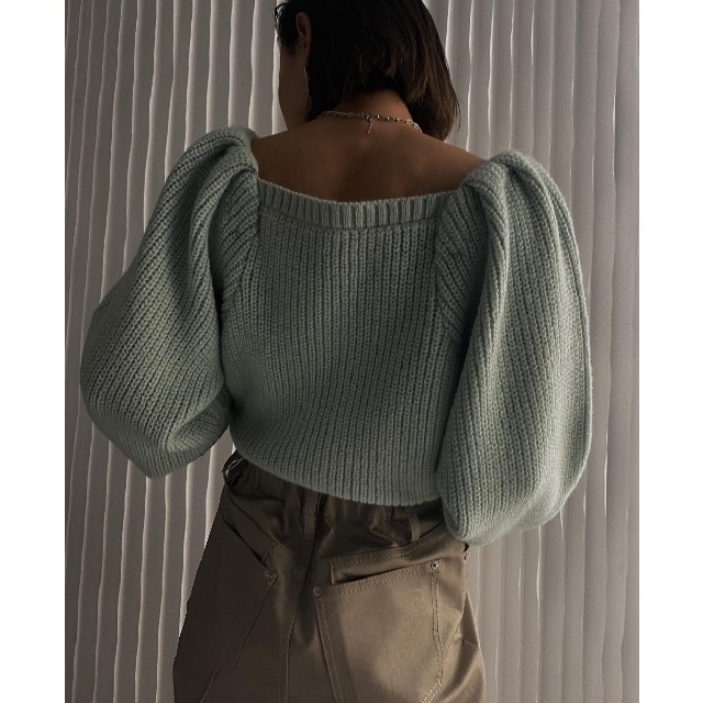 Ameri VINTAGE(アメリヴィンテージ)のAmeri VINTAGE【新品・未使用】 2WAY PUFF CARDIGAN レディースのトップス(ニット/セーター)の商品写真