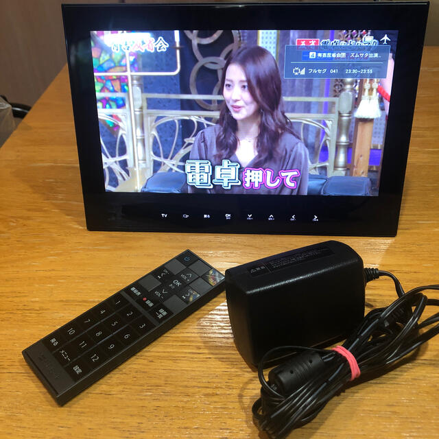 Softbank(ソフトバンク)の防水ポータブルテレビ ソフトバンク フォトビジョン hw202 改造済 全画面 スマホ/家電/カメラのテレビ/映像機器(テレビ)の商品写真