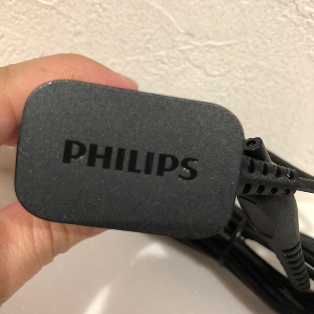 PHILIPS(フィリップス)のフィリップス アダプタ スマホ/家電/カメラの生活家電(変圧器/アダプター)の商品写真