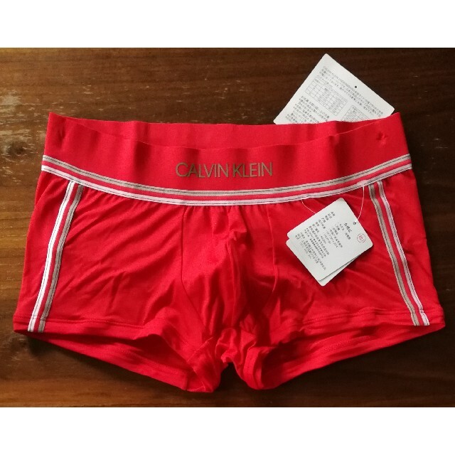 Calvin Klein(カルバンクライン)のカルバンクライン　新品　メンズ　ボクサーパンツ(ライン/レッドS) メンズのアンダーウェア(ボクサーパンツ)の商品写真