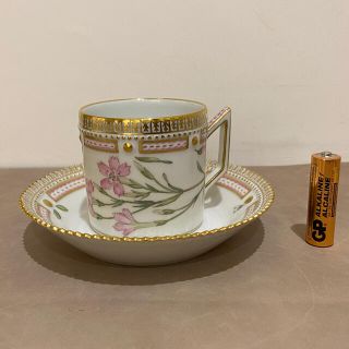 ロイヤルコペンハーゲン(ROYAL COPENHAGEN)のロイヤルコペンハーゲン　フローラダニカ　カップ&ソーサー(食器)