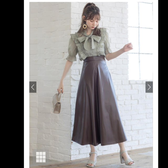 GRL(グレイル)のGRL グレイル レザーフレアースカート ももち紹介 レディースのスカート(ロングスカート)の商品写真