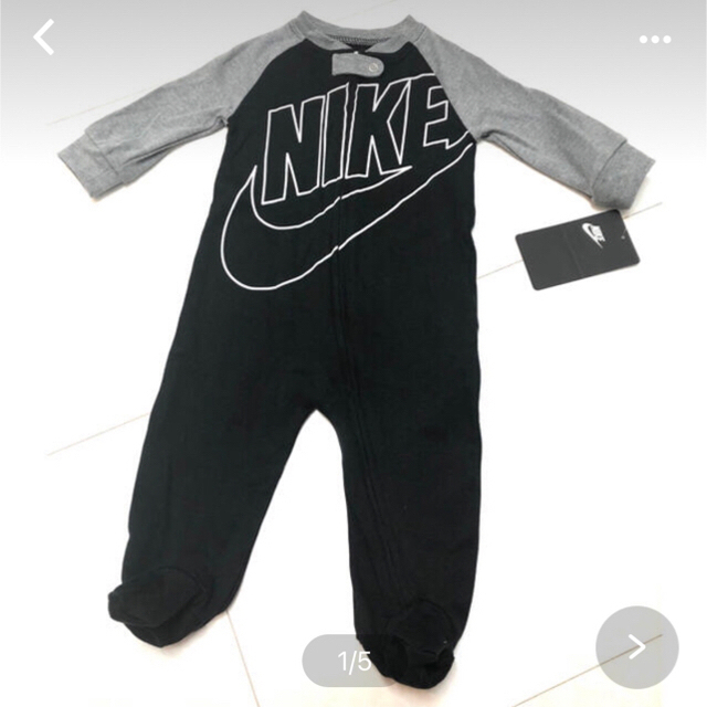 NIKE(ナイキ)の【新品】NIKE足付きロンパース　ナイキロンパース　ナイキカバーオール キッズ/ベビー/マタニティのベビー服(~85cm)(ロンパース)の商品写真