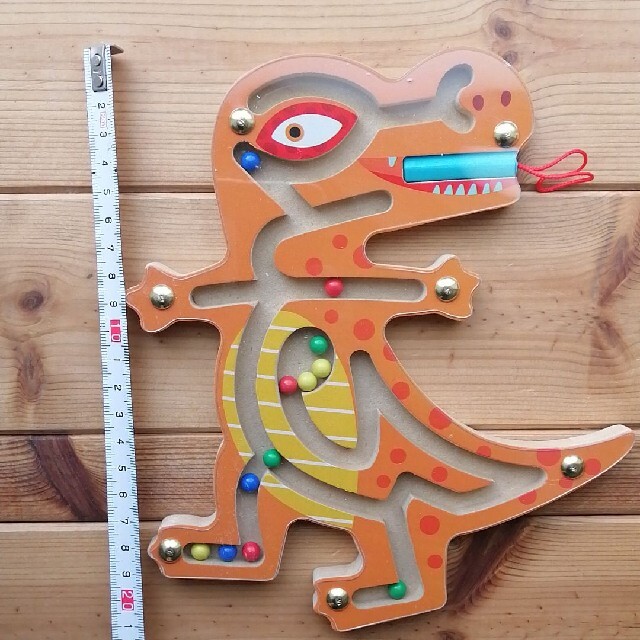 木製 磁石 迷路 モンテッソーリ 恐竜さんメイロ キッズ/ベビー/マタニティのおもちゃ(知育玩具)の商品写真