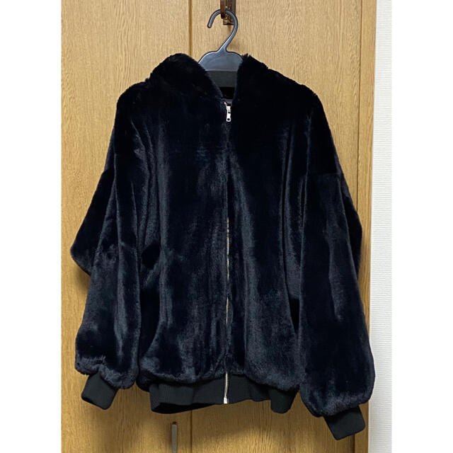 ENVYM(アンビー)のENVYM フーディ ファー CT ブラック レディースのジャケット/アウター(ブルゾン)の商品写真