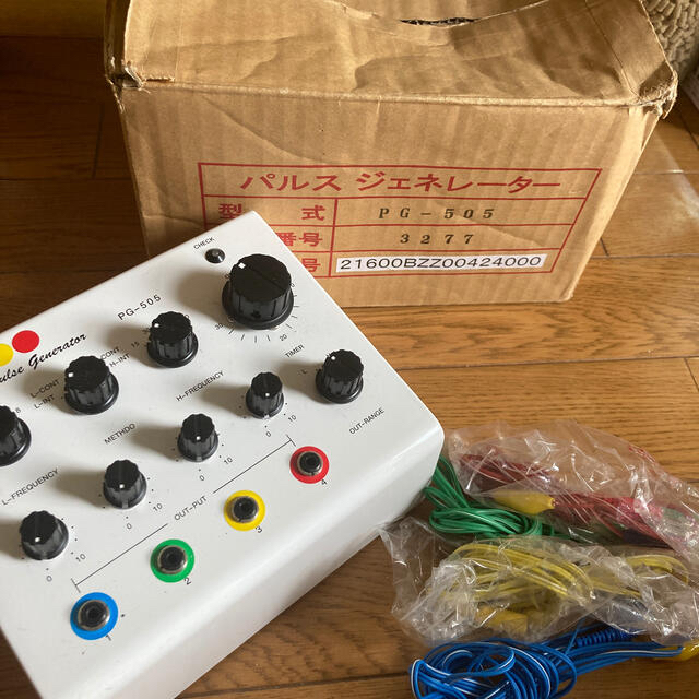 鍼灸 パルスジェネレーター PGー505の通販 by パン|ラクマ 鍼灸 パルスジェネレーター PGー505の通販 by パン|ラクマ