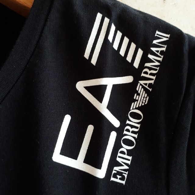 Emporio Armani(エンポリオアルマーニ)の【新品未使用】EMPORIO ARMANI Tシャツ レディースのトップス(Tシャツ(半袖/袖なし))の商品写真