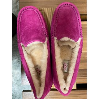 アグ(UGG)のUGG(スリッポン/モカシン)