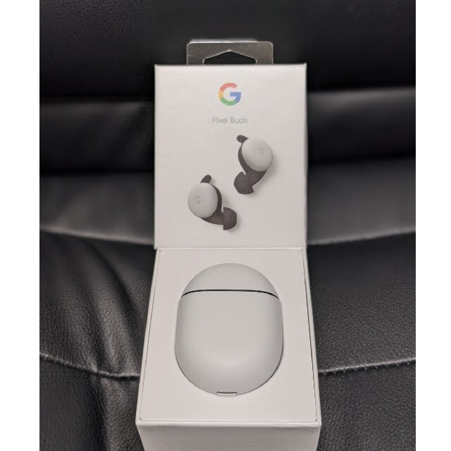 Google(グーグル)のPixel Buds white スマホ/家電/カメラのオーディオ機器(ヘッドフォン/イヤフォン)の商品写真