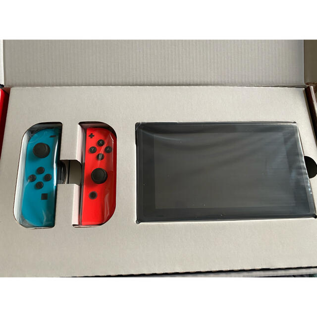 ニンテンドースイッチ本体 ネオンブルー レッド　新品